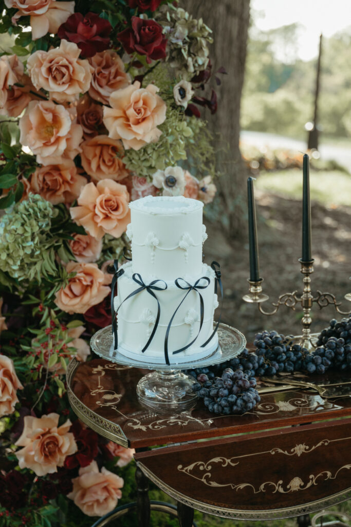 vintage wedding cake