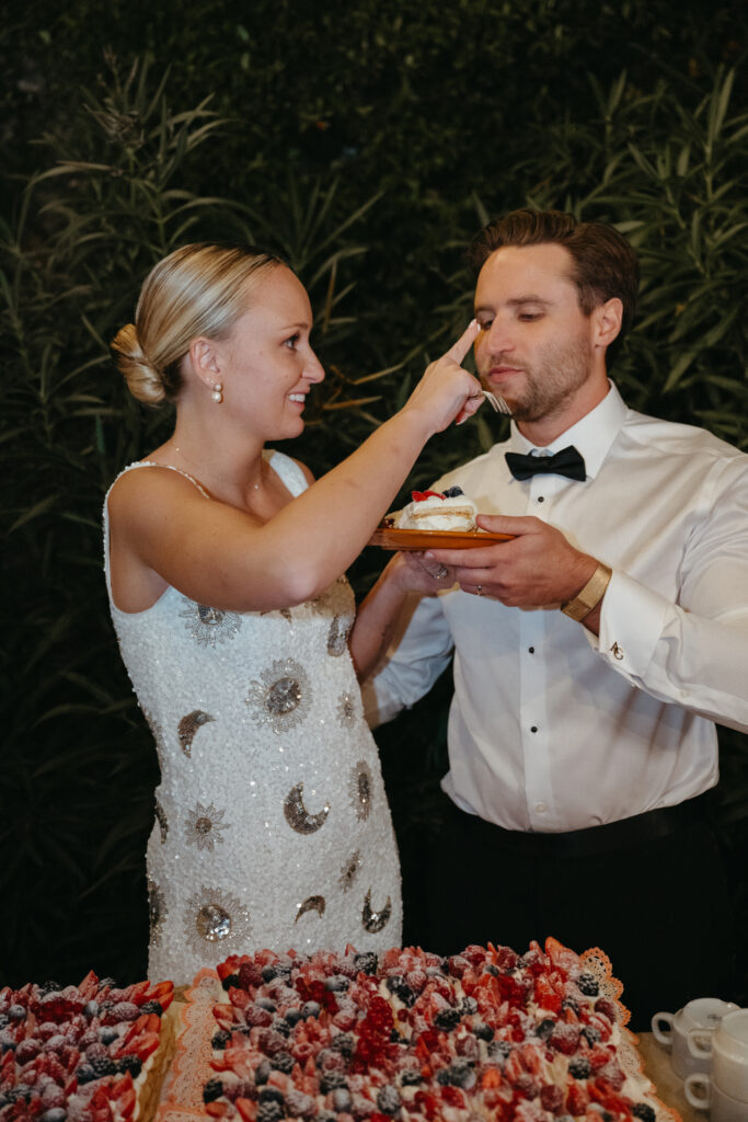 tuscany wedding reception cake cutting