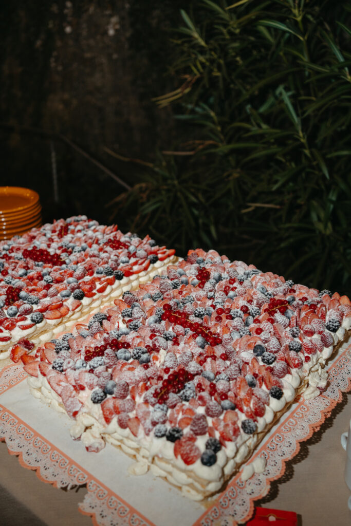 tuscany wedding reception cake