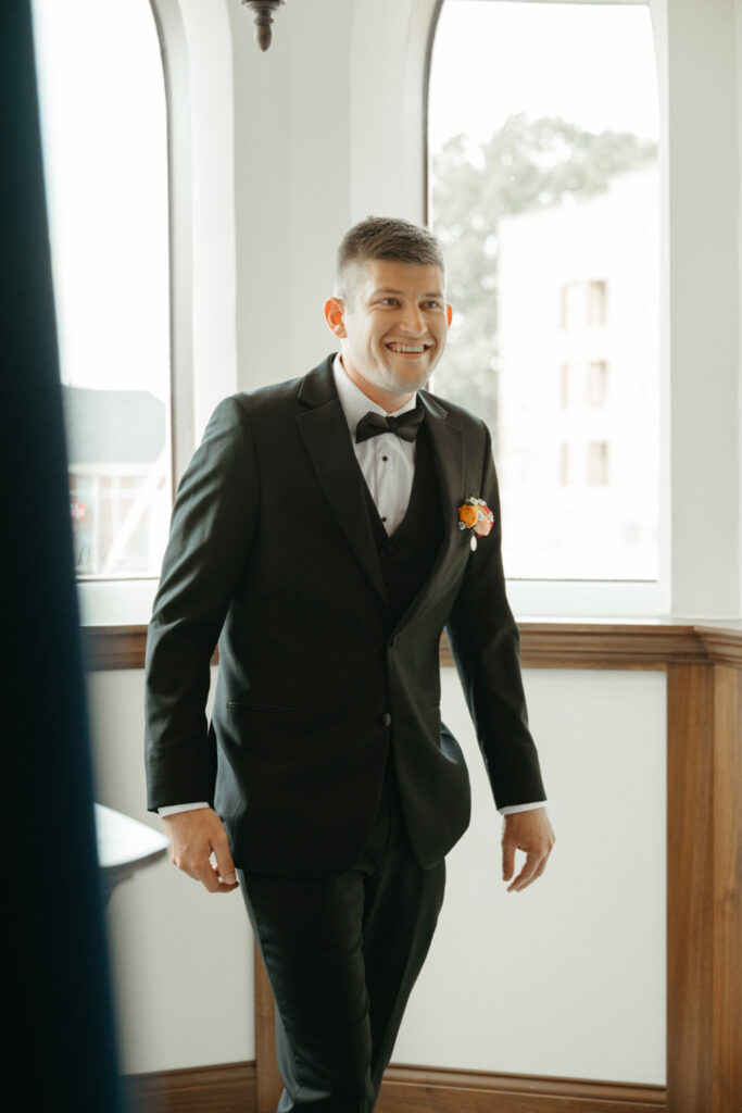 bride and groom first look at st nicholas cincinnati